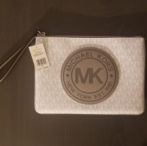 michael kors xl zip clutch